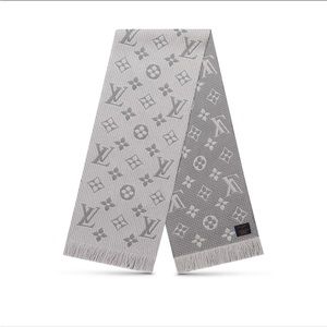Louis Vuitton LOGOMANIA wool scarf